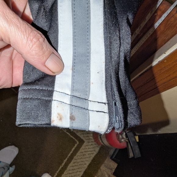 Black Relaxed Fit Sweatpants with Elastic Waistband - Picture 3 of 9